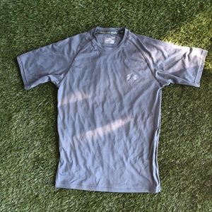 under armour running shirt heat gear grey